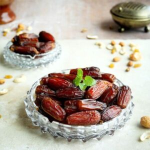 Mabroom Dates